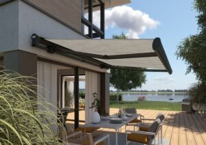 Brenneiser Sonnenschutz Markise am See